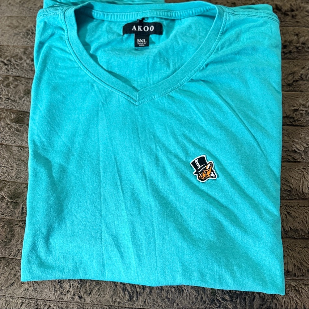 Akoo Aqua‎ V-Neck Tee